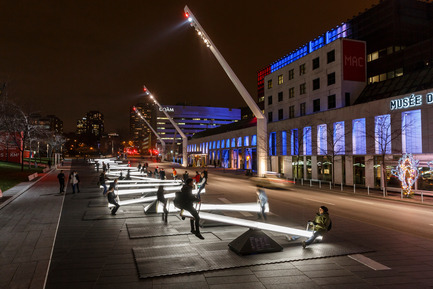 Luminothérapie dans le Quartier des spectacles