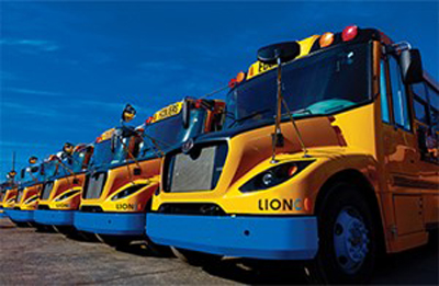 Lion Électrique reçoit une commande conditionnelle de 1 000 autobus scolaires électriques de Student Transportation of Canada