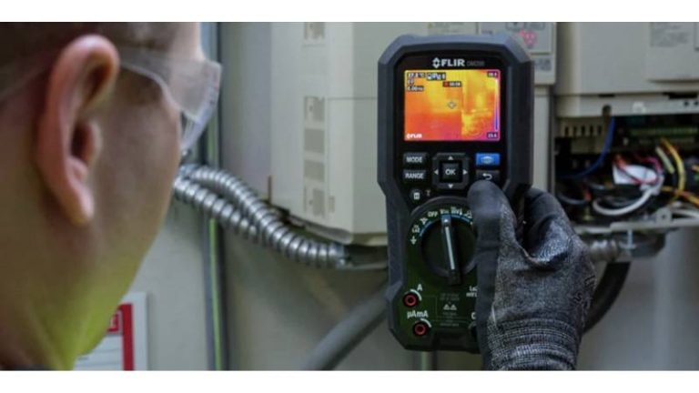 Multimètre industriel à imagerie thermique avec la technologie IGM™ FLIR DM286