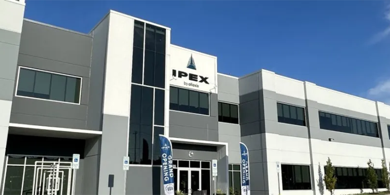 IPEX célèbre l’ouverture de l’usine de fabrication phare de moulage par injection aux États-Unis