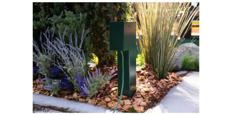 Legrand élargit sa gamme de solutions d’alimentation électrique d’extérieur avec de nouvelles solutions plus rapides à installer et au design novateur