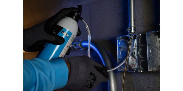 Lubrifiant en aérosol Clearglide® pour le tirage de fils métalliques, de la marque Ideal