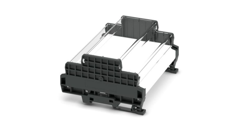 Nouveaux éléments latéraux et capot pour boîtiers en profilé extrudé UM BASIC/UM PRO